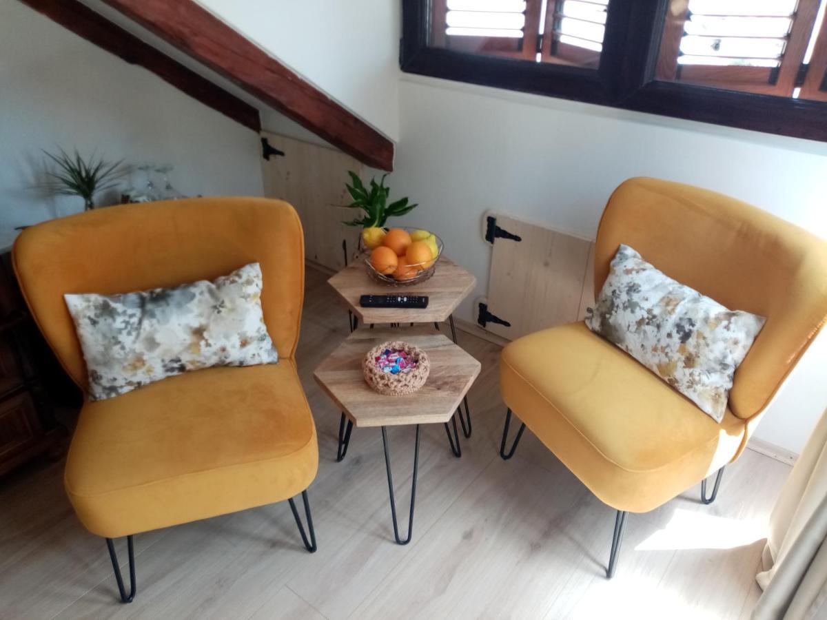 Apartments & Rooms Trogir Stars Free Parking Exterior photo