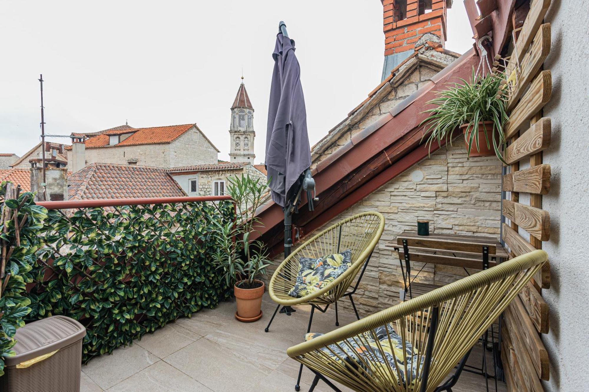 Apartments & Rooms Trogir Stars Free Parking Exterior photo